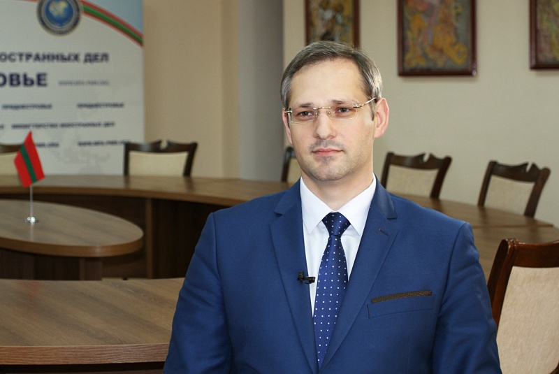 Daur Kove Vitaliy İgnatyev’i Diplomatik çalışanı Günü ile kutladı