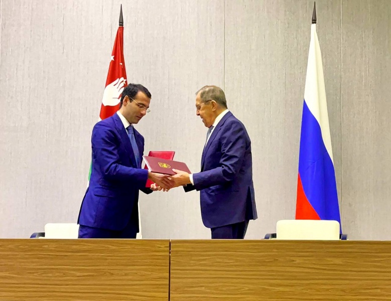 Inal Ardzinba and Sergei Lavrov signed a joint Plan of consultations between the foreign ministries of the two countries