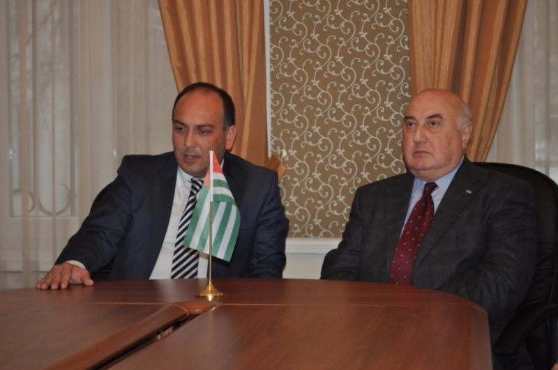 Даур Кове провел встречу с Послом Республики Абхазия в Российской Федерации Игорем Ахба