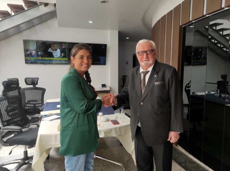 Заур Гваджава провел встречу с президентом телекомпании TELESUR Патрисией Вильегас 
