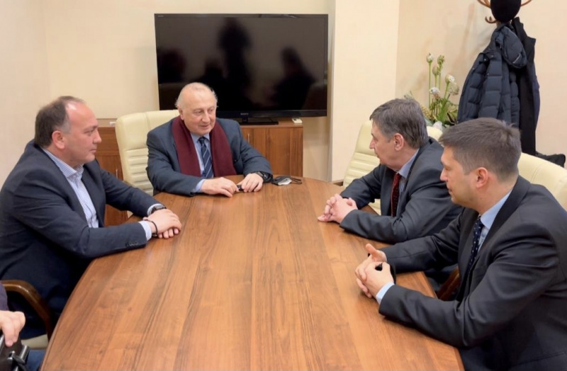 Глава МИД Абхазии прибыл в Москву с рабочим визитом