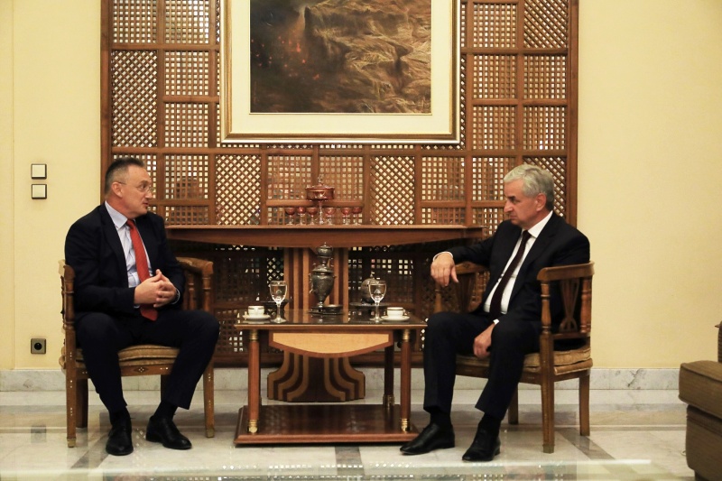 Президент встретился с Чрезвычайным и Полномочным Послом Российской Федерации в Сирийской Арабской Республике