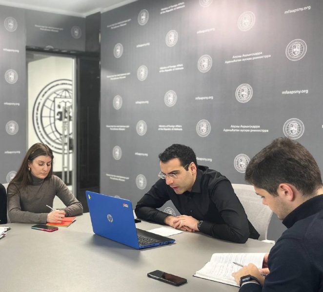 Inal Ardzinba held an online meeting with the staff of the Abkhazian Embassy in the Russian Federation with the participation of the Ambassador Extraordinary and Plenipotentiary of the Republic of Abkhazia to the Russian Federation Alkhas Kvitsinia