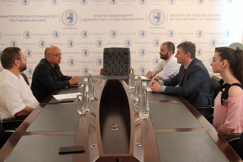 Abhazya’daki BMMYK ofis temsilcileri ile görüşme hakkında