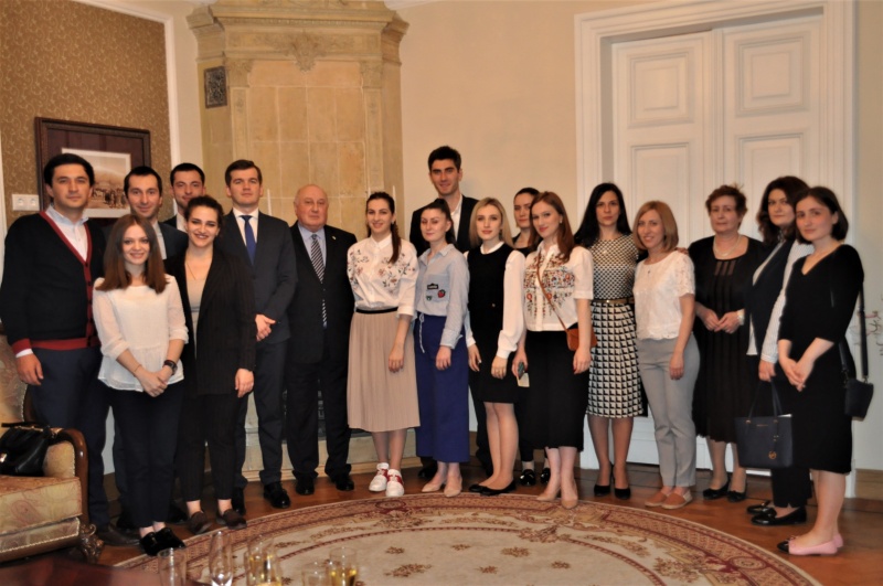 Встреча сотрудников МИД Абхазии с Послом Республики Абхазия в России Игорем Ахба