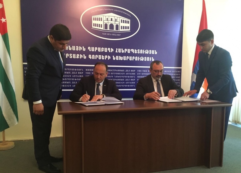 Abhazya Cumhuriyeti Dışişleri Bakanlığı ve Artsakh Cumhuriyeti Dışişleri Bakanlığı arasında Mutabakat Zaptı imzaladı