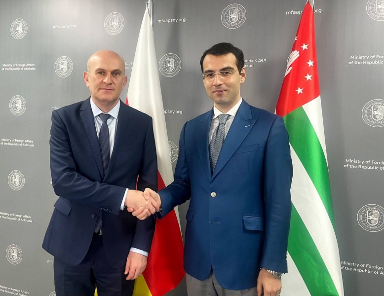 Главы МИД Абхазии и Южной Осетии Инал Ардзинба и Ахсар Джиоев провели встречу в Сухуме