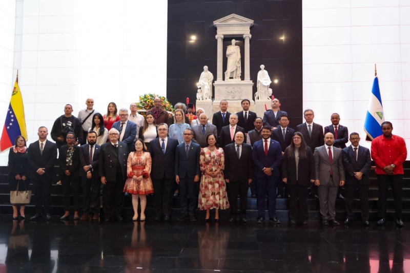 Zaur Gvadzhava took part in the ceremony dedicated to the 91-st anniversary of the death of General Augusto Nicolás Calderón Sandino