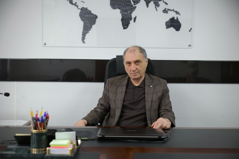 Сергеи Шамба иира Амш идырныҳәалоит Аԥсны адәныҟатәи аусқәа Рминистрра аколлектив